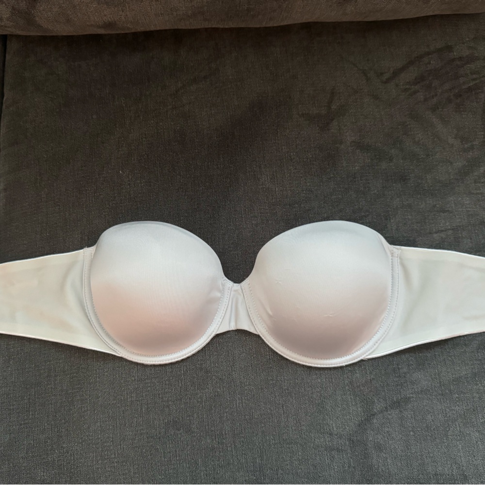 Victoria Secret Strapless Bra